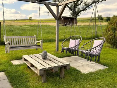 Ein Garten an der Unterkunft Apartment in Papstdorf 
