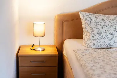 Ein Bett oder Betten in einem Zimmer der Unterkunft Ferienwohnung Elbstübchen