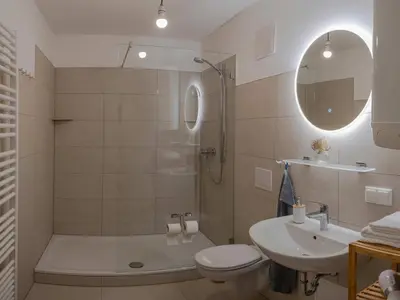 Ein Badezimmer in der Unterkunft Lindenhof Michaelis - Urlaub auf dem historischen Gutshof