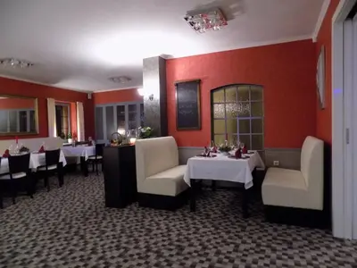 Ein Sitzbereich in der Unterkunft Heidehotel Jagdhof Dobra GmbH
