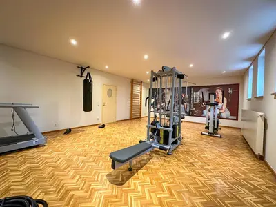 Das Fitnesscenter und/oder die Fitnesseinrichtungen in der Unterkunft Weltemühle Hotel by Miri's Dresden