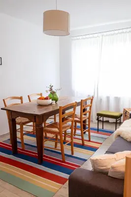 Ein Sitzbereich in der Unterkunft Blick auf die Sachsenhöhe