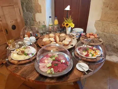 Essen in der Pension oder in der Nähe