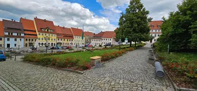 Ein Garten an der Unterkunft Ferienwohnung Gräfin Cosel