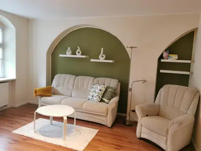 Ein Sitzbereich in der Unterkunft Ferienwohnung Schloßblick mit Parkplatz