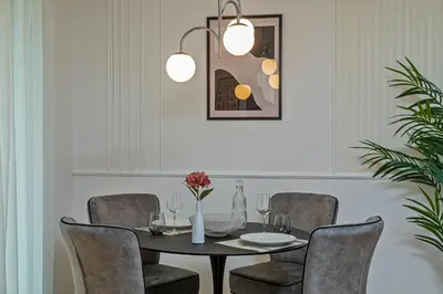 Ein Sitzbereich in der Unterkunft Ruhige 5 Sterne Wohnung Nähe Altstadt