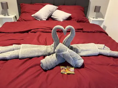 Ein Bett oder Betten in einem Zimmer der Unterkunft Studio am Waldschlösschen mit Küche und Netflix