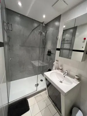 Ein Badezimmer in der Unterkunft Studio am Waldschlösschen mit Küche und Netflix
