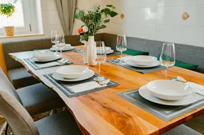 Grundriss der Unterkunft Modernes Apartment mit Balkon und Stellplatz