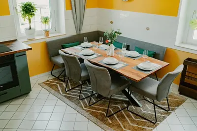 Grundriss der Unterkunft Modernes Apartment mit Balkon und Stellplatz