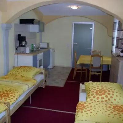 Ferienwohnung Monteurzimmer Bretnig WiFi Waschmaschine Parklpatz kostenlos