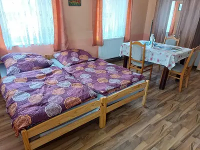 Ein Bett oder Betten in einem Zimmer der Unterkunft Ferienwohnung Bretnig