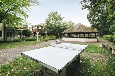 Ein Garten an der Unterkunft Gentilly Apartments Freiberg