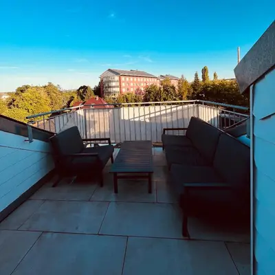 Ein Balkon oder eine Terrasse in der Unterkunft Modernes Cityapartment nähe Schloss Pillnitz