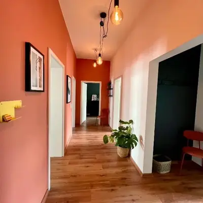 Atelier Noé ROSÉ- Kunstvoll Wohnen - Wunderbares Frühstück möglich - Ruhig und nah am Zentrum -