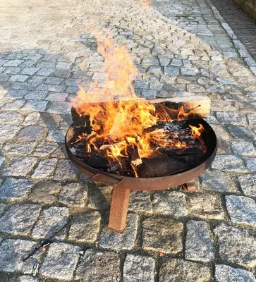 Ein für Gäste verfügbarer Grill in der Ferienwohnung