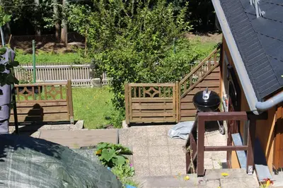 Ein Garten an der Unterkunft Ferienhaus Kraxlhütte Krippen