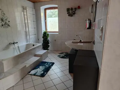 Ein Badezimmer in der Unterkunft Ferienwohnung Kühnel