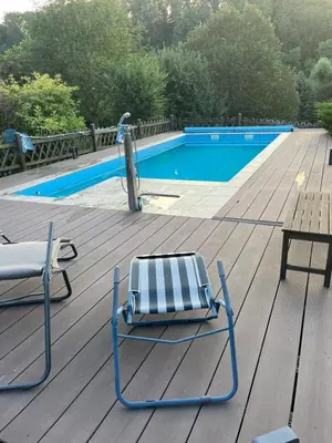 Der Swimmingpool an oder in der Nähe von Ferienwohnung Zschopautal
