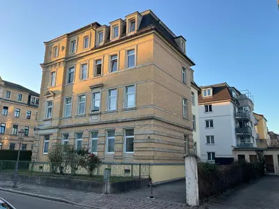 Das Gebäude in dem sich die Ferienwohnung befindet