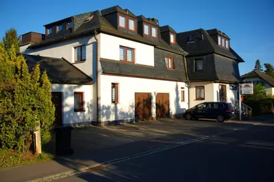 Das Gebäude in dem sich das Hotel befindet