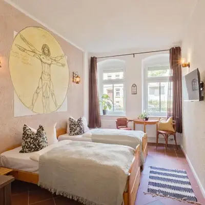 Doppelzimmer II Gästezimmer in Unterkunft mit Gemeinschaftsbad und Gemeinschaftsküche Chemnitz