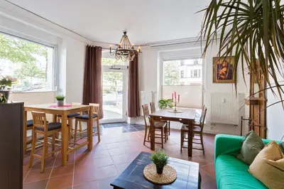 Ein Sitzbereich in der Unterkunft Gästezimmer I Einzelzimmer mit Gemeinschaftsbad und Gemeinschaftsküche Chemnitz