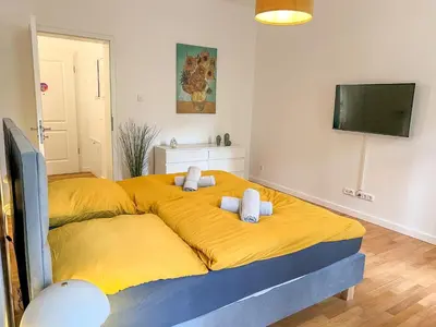 Ein Bett oder Betten in einem Zimmer der Unterkunft Pirna City Apartment 4 PERSONEN, WLAN, BALKON