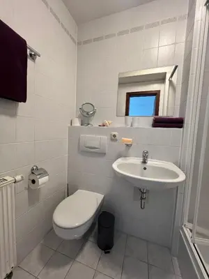 Ein Badezimmer in der Unterkunft Kleine moderne Ferienwohnung