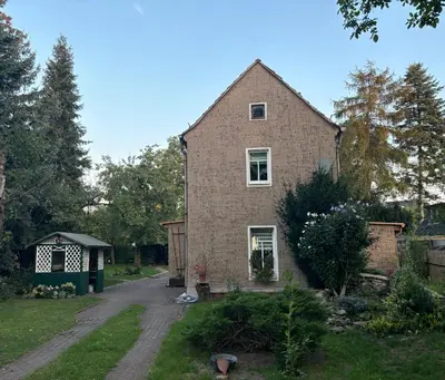 Ein Garten an der Unterkunft Casa Verde Dresden