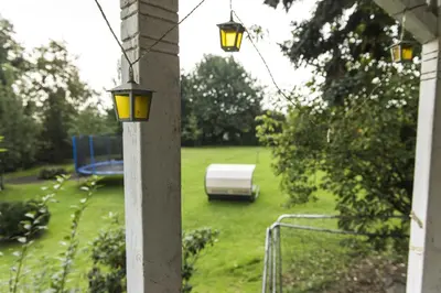 Ein Garten an der Unterkunft Ferienwohnung Casa Casimir mit Elbblick, Balkon und großen Garten