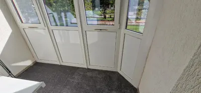 Grundriss der Unterkunft Zentrum Apartment - OLED TV - PS4 - Balkon - Parking