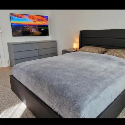 Zentrum Apartment - OLED TV - PS4 - Balkon - Parking
