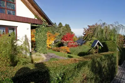 Ein Garten an der Unterkunft Ferienwohnung 