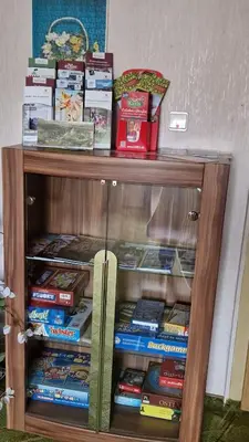 Die Bibliothek in der Pension
