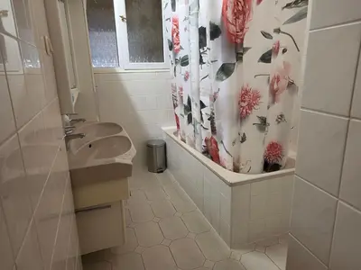Ein Badezimmer in der Unterkunft Ruhige ländliche Wohnung