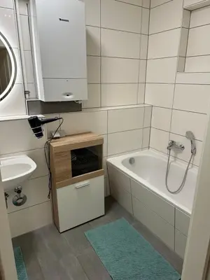 Ein Badezimmer in der Unterkunft Linda Ninh Apartment