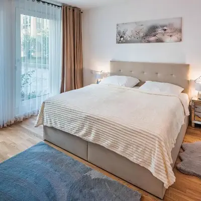 Apartment am Großen Garten - Terrasse & Parkplatz -8 Personen