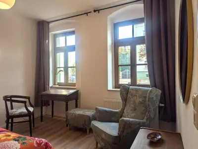 Ein Sitzbereich in der Unterkunft Vintage-Wohnung Silberstadt