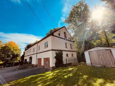 Das Gebäude in dem sich die Ferienwohnung befindet