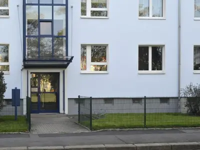 Das Gebäude in dem sich die Ferienwohnung befindet