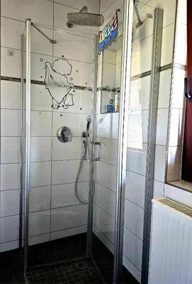 Ein Badezimmer in der Unterkunft Ferienwohnung nahe Meißen