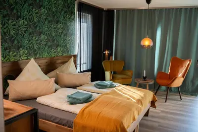 Ein Bett oder Betten in einem Zimmer der Unterkunft Sixty Two 62 Apartment Dresden