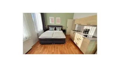Küche/Küchenzeile in der Unterkunft Good Stay Aparthotel mit kostenlosen Parkplätzen