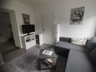 TV/Unterhaltungsangebot in der Unterkunft Haus Charlottenburg 1, zentrumsnah gelegen, mit Blick auf die Festung