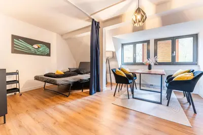 Ein Sitzbereich in der Unterkunft Pirna City Apartment - 4 Personen, WLAN, Waschmaschine