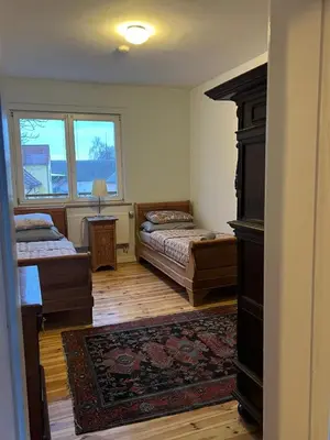 Ein Bett oder Betten in einem Zimmer der Unterkunft Rim Ferienwohnung in Lauchhammer 1 OG 100 qm