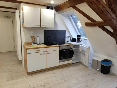 Küche/Küchenzeile in der Unterkunft Ferienwohnung im sanierten Denkmal max 3 Personen FeWo1