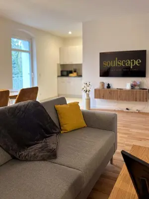 Ein Sitzbereich in der Unterkunft soulscape Citylight Apartments - SONNENBERG - modern, zentrumsnah, 3 Schlafzimmer, gratis WIFI