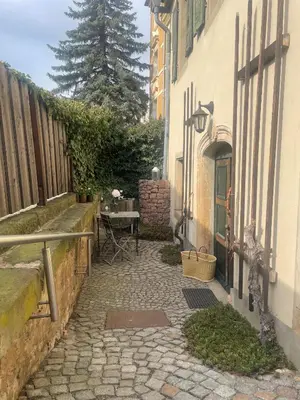 Ein Garten an der Unterkunft Studio-Apartment im Weinberg